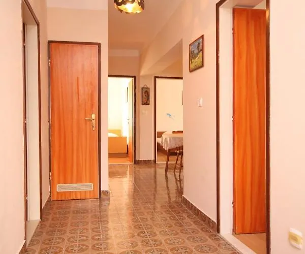 Appartement With Parking Space Nemira, Omis - 4652 Tice